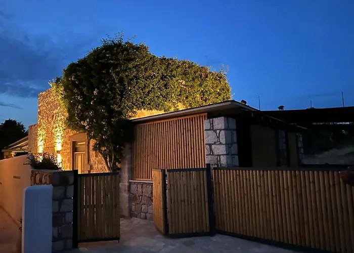 فيلة Patmos Exclusive