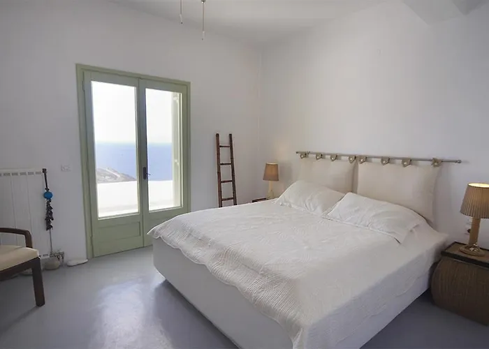 Patmos Exclusive فيلة